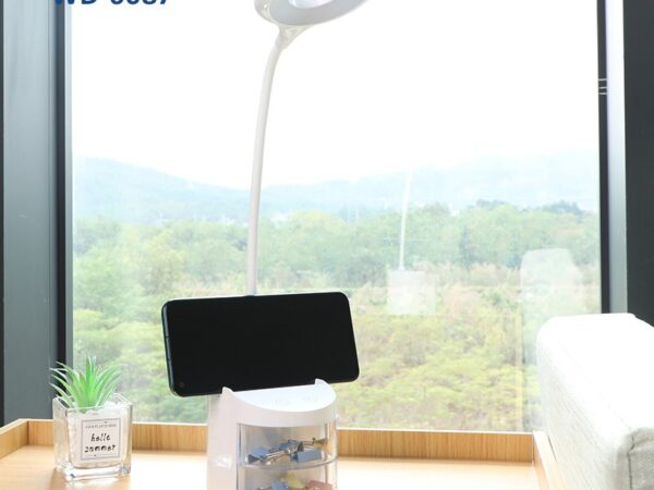 چراغ مطالعه LED